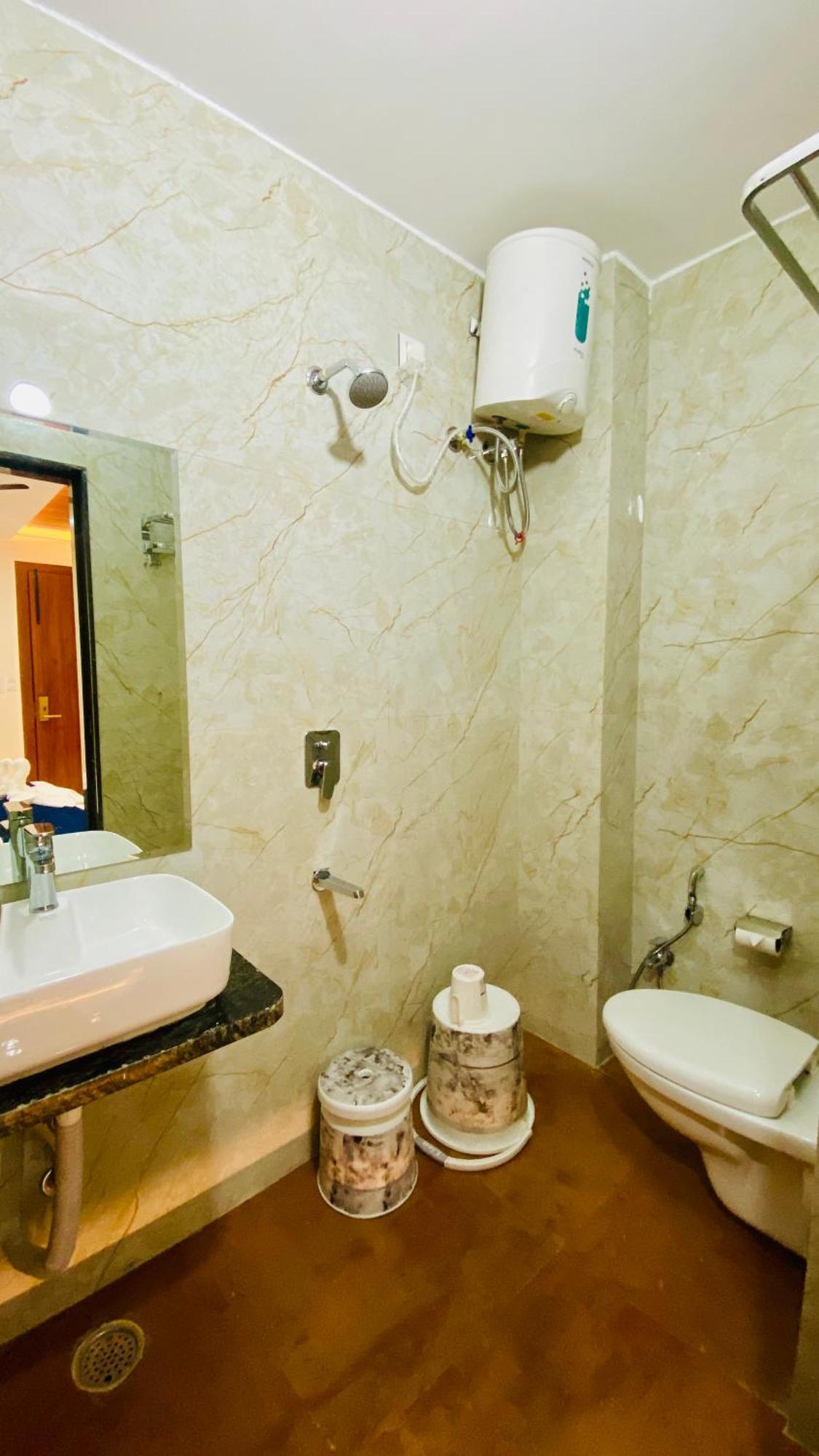 Hotel Aranyasutra Inaya, อินดอร์ ภายนอก รูปภาพ